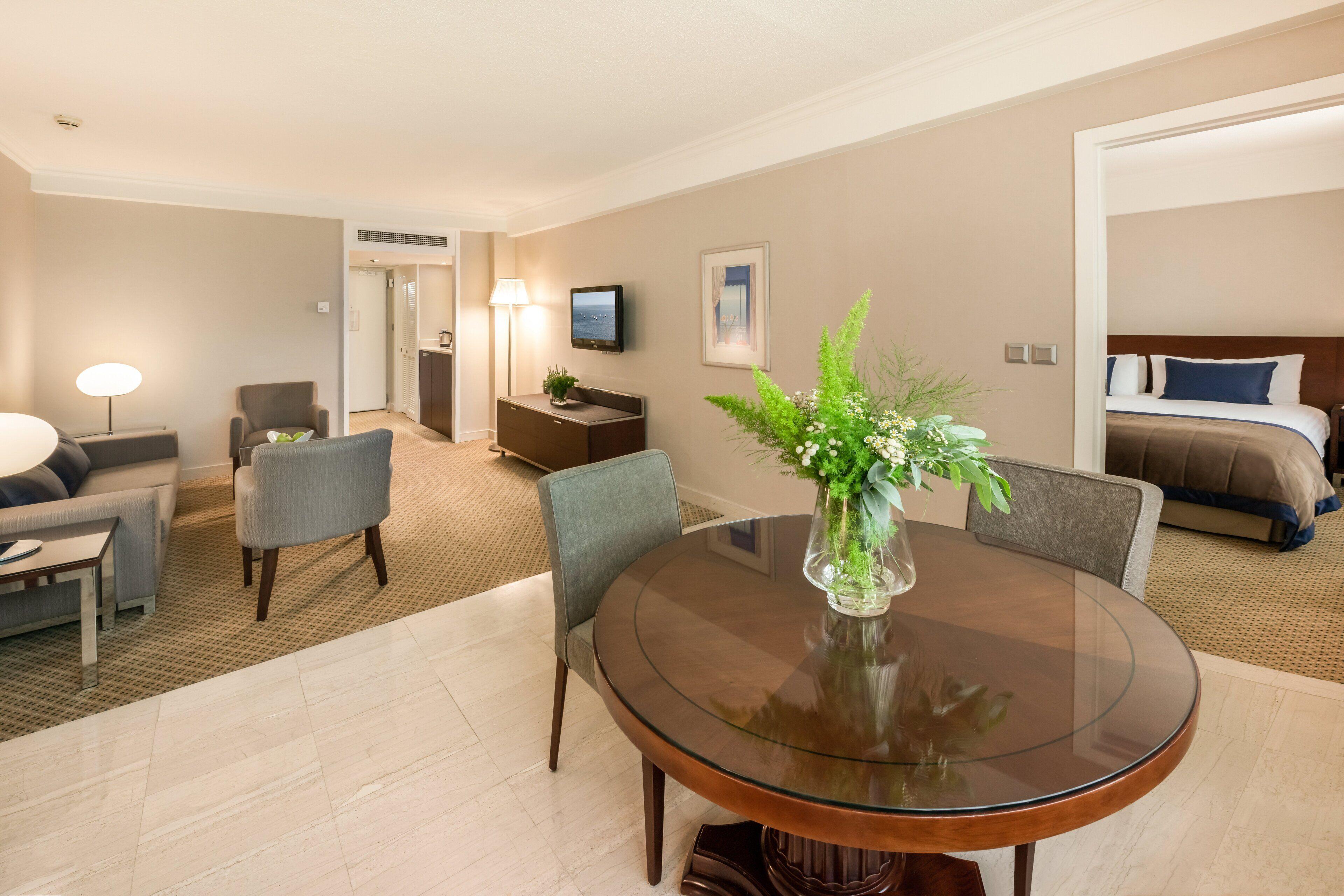 One-Bedroom King Suite,1739361379:JPEG